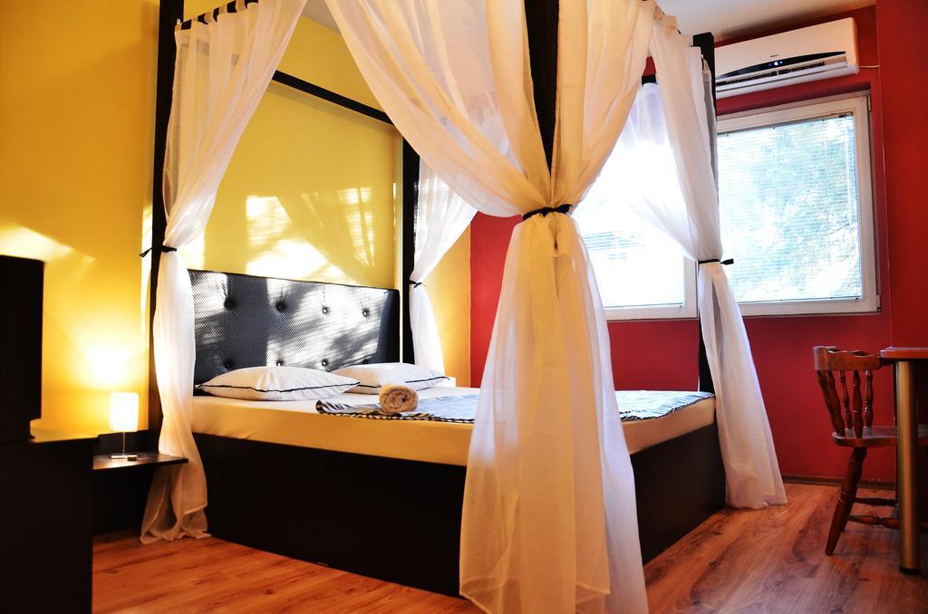 Hostel Kalonis Skopje Phòng bức ảnh