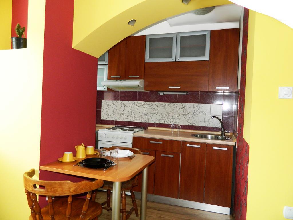 Hostel Kalonis Skopje Phòng bức ảnh