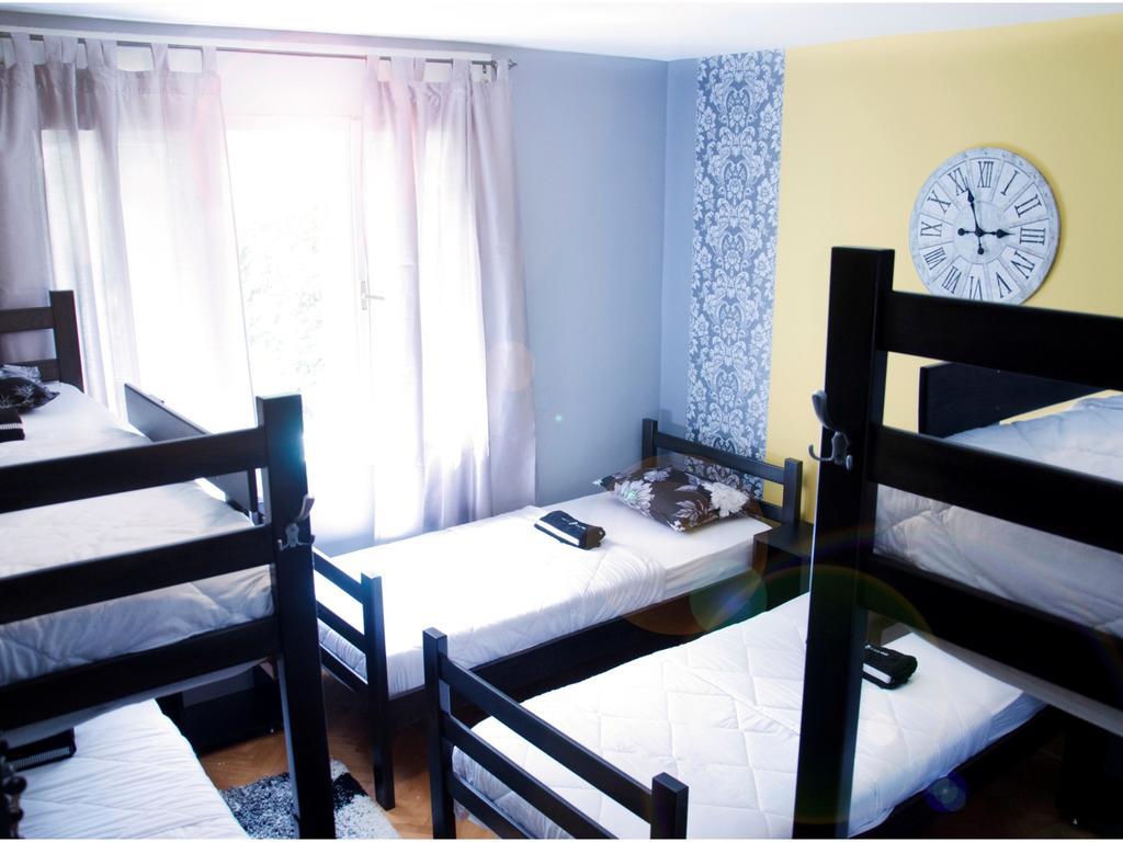 Hostel Kalonis Skopje Phòng bức ảnh