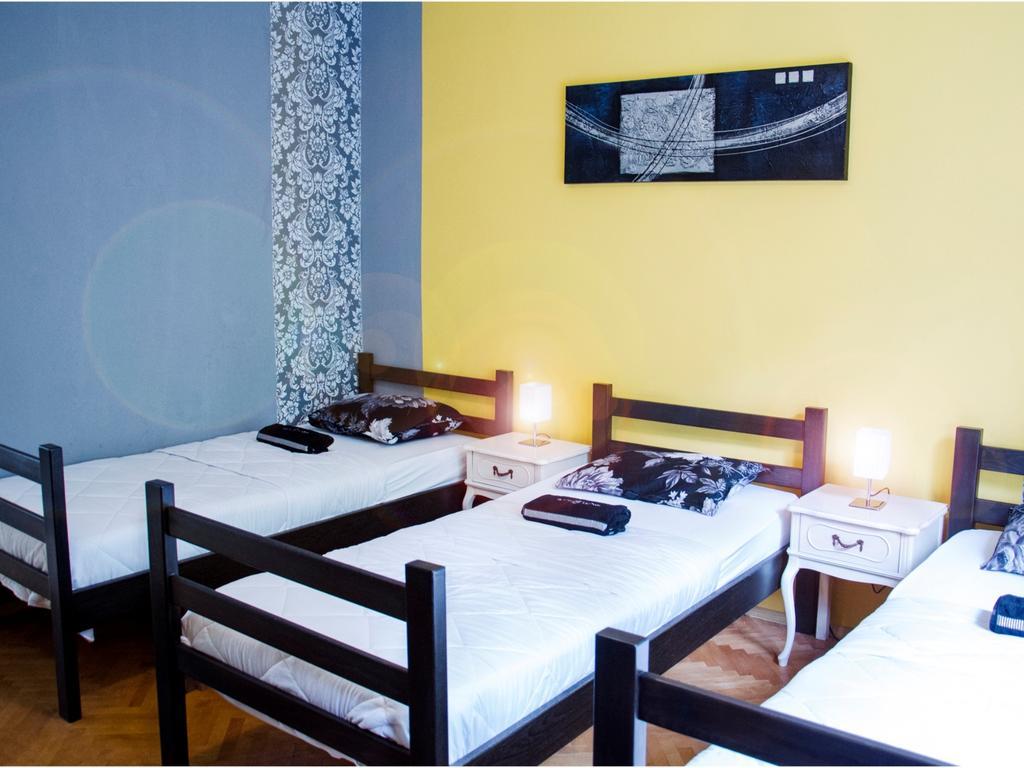 Hostel Kalonis Skopje Phòng bức ảnh