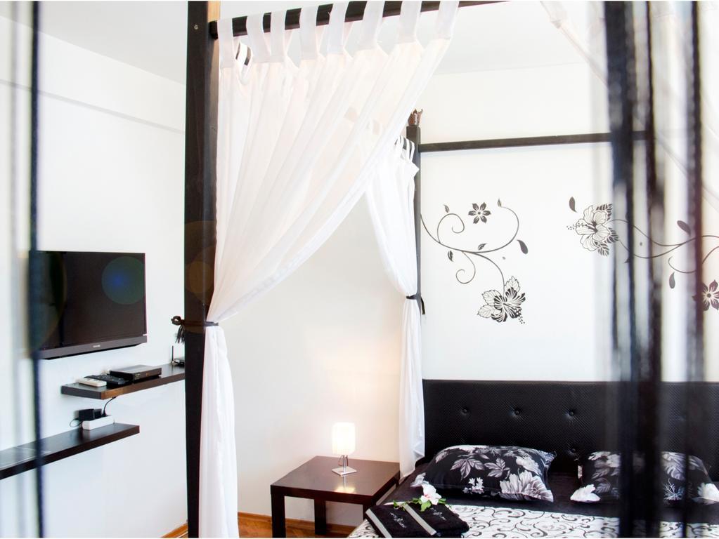 Hostel Kalonis Skopje Ngoại thất bức ảnh