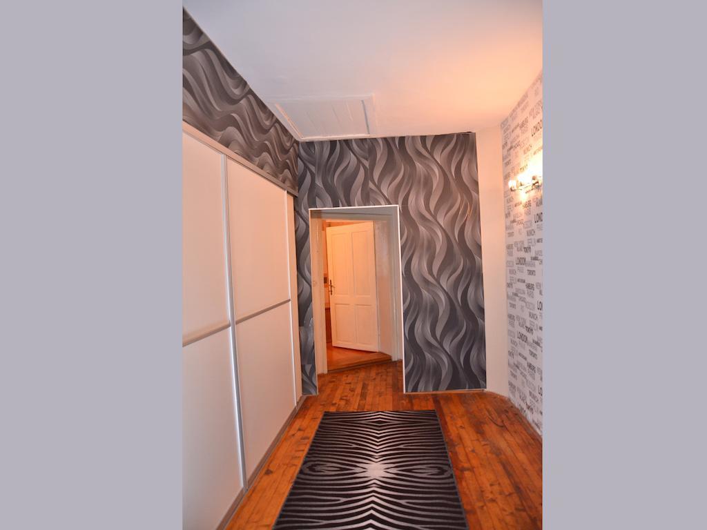 Hostel Kalonis Skopje Ngoại thất bức ảnh